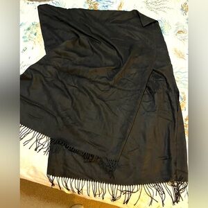 Elegant Black Cashmere Shawl